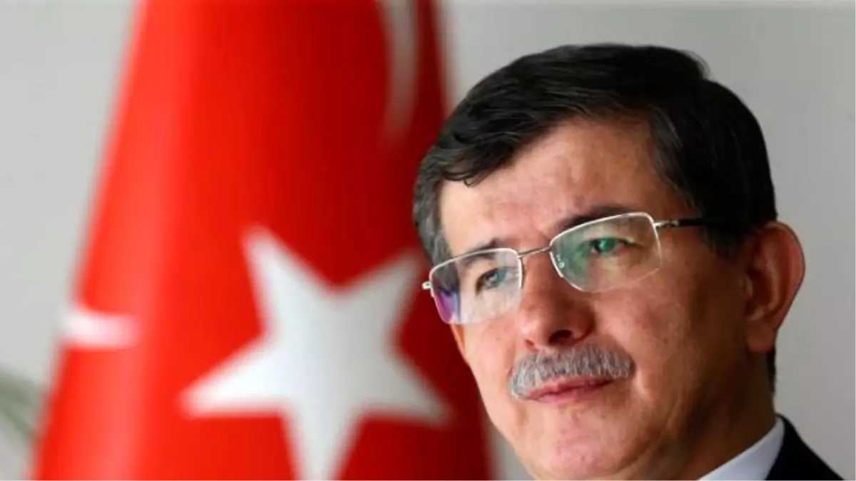 Davutoğlu, Filistin Devlet Başkanı Abbas ile Bir Araya Geldi