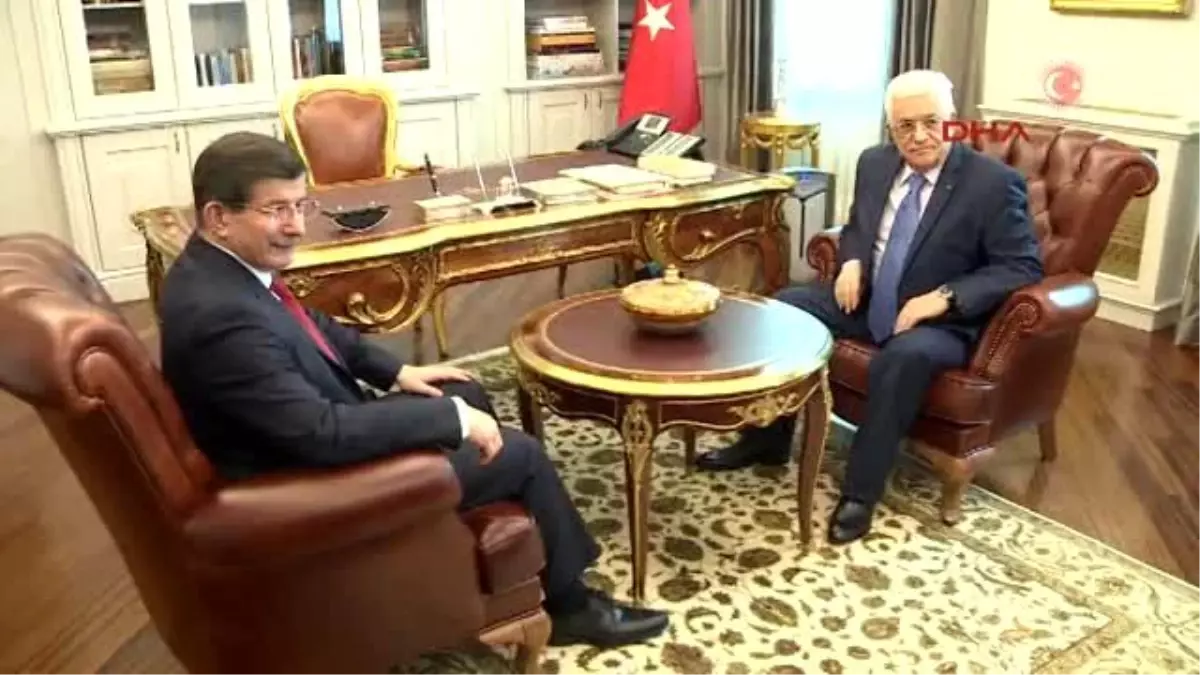 Davutoğlu, Filistin Devlet Başkanı Abbas ile Çalışma Yemeğinde Bir Araya Geldi