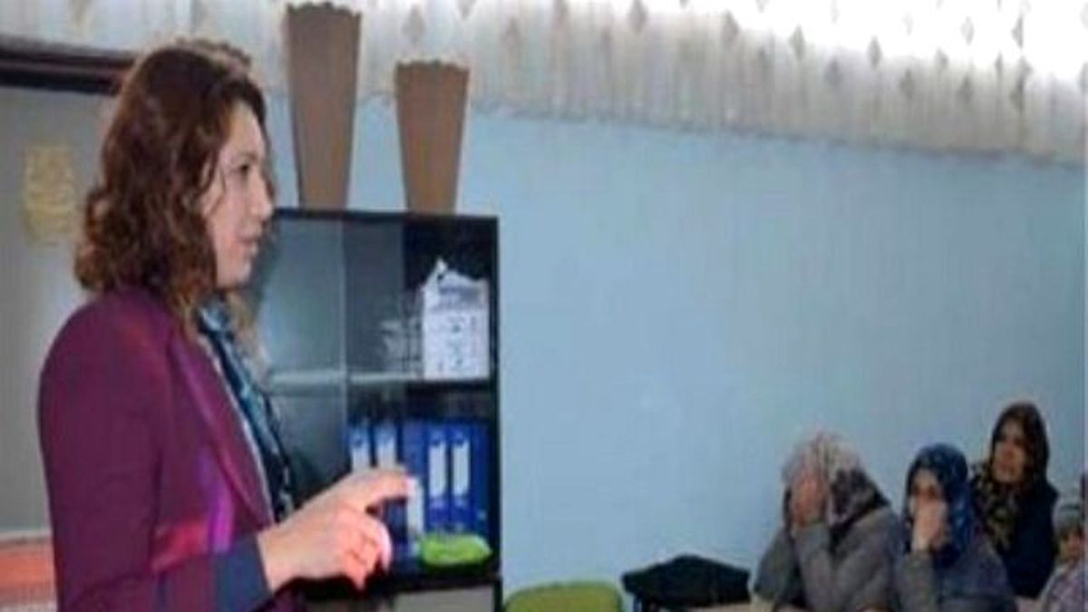 Diyarbakır\'da Kadınlara Kanser Eğitimi Verildi