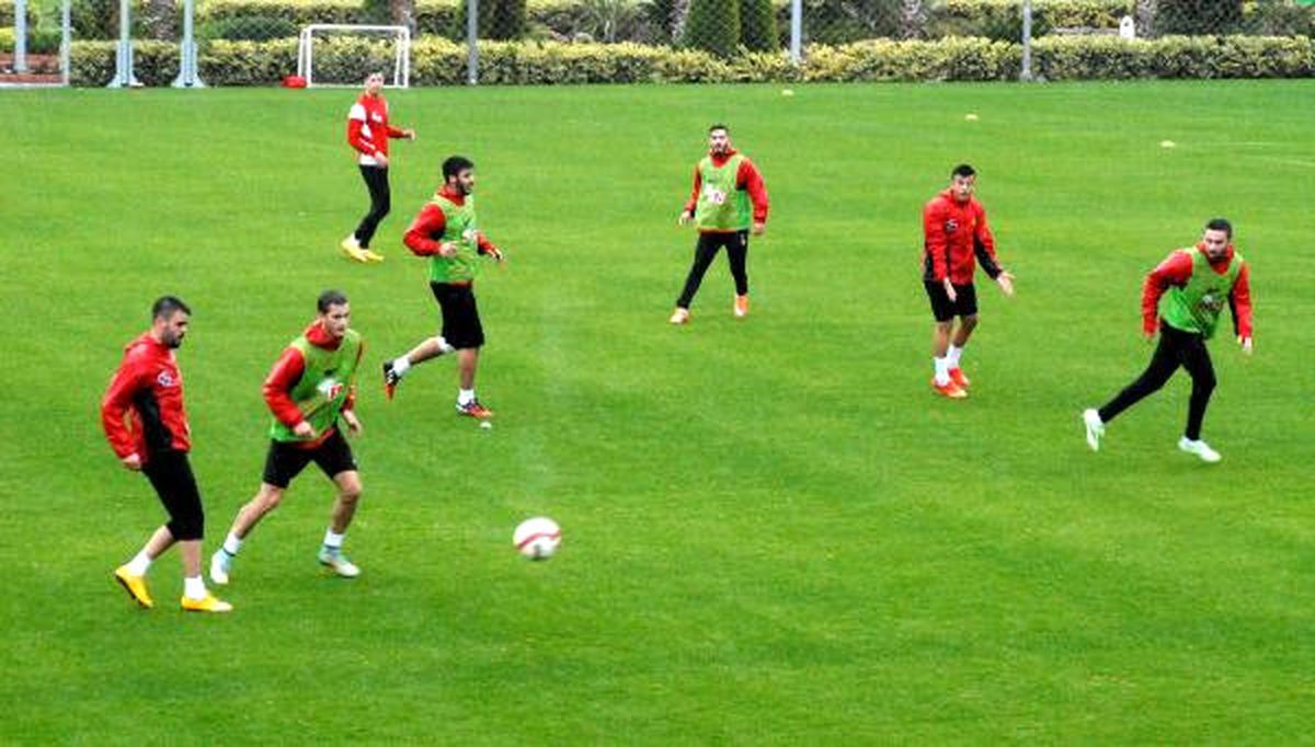 Eskişehirspor İlk İdmanını Yaptı