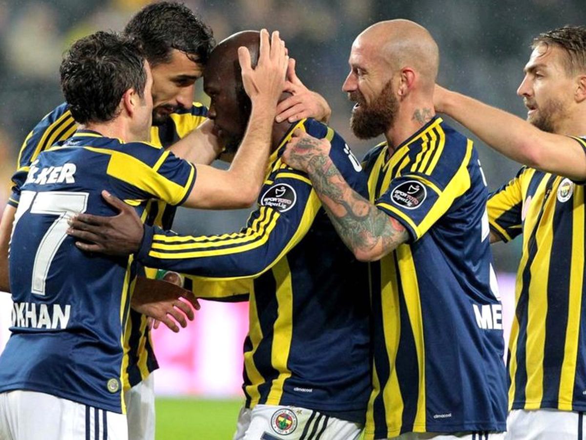 Fenerbahçe Rakiplerini Birçok Alanda Solladı