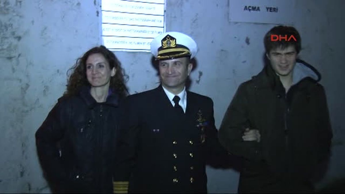 İzmir Aym\' Nin ?hak İhlali? Kararının Ardından Serbest Kalan Deniz Yarbay Tamer Çetin