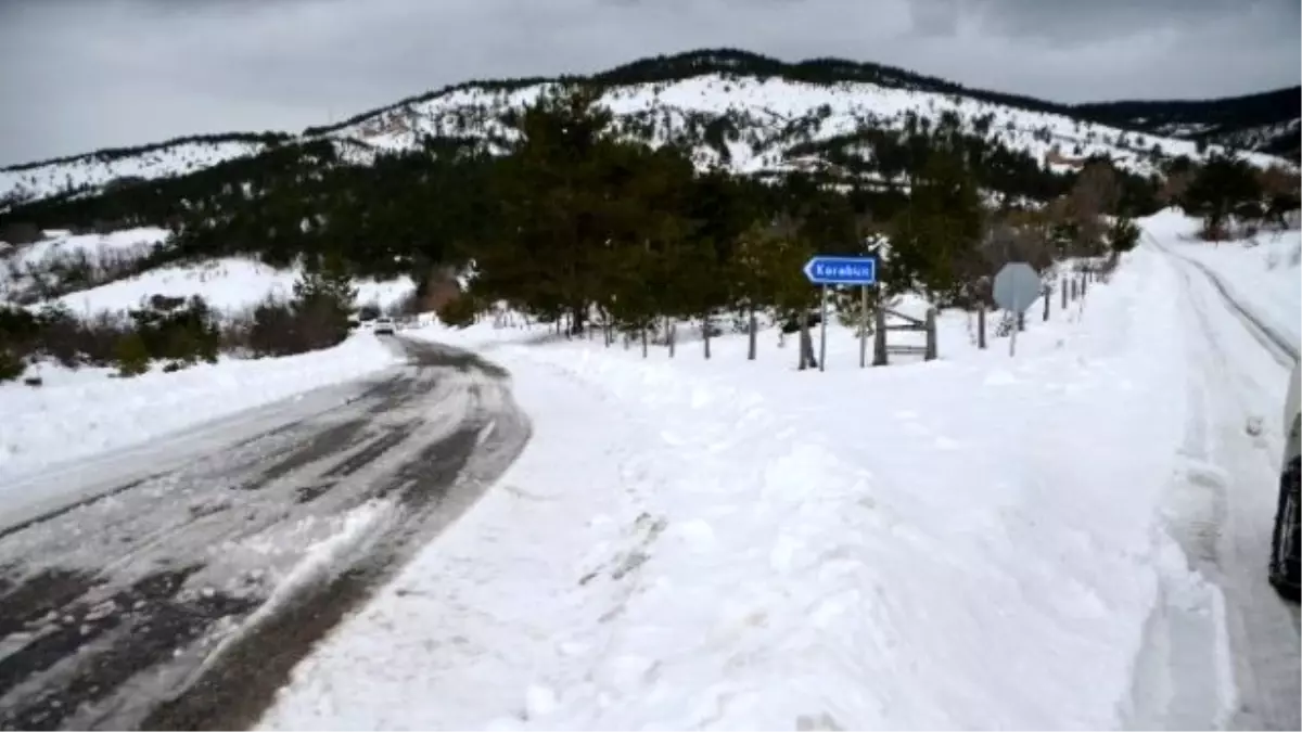 Karabük\'te Kar Mücadelesi