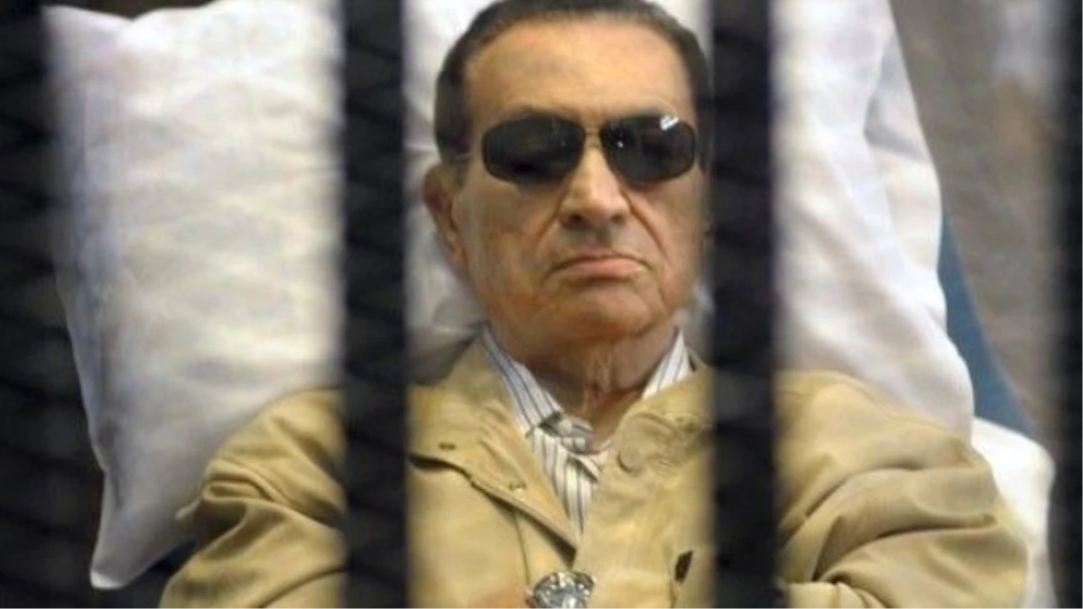 Mısır\'da Devrik Cumhurbaşkanı Mübarek\'in Yargılanması