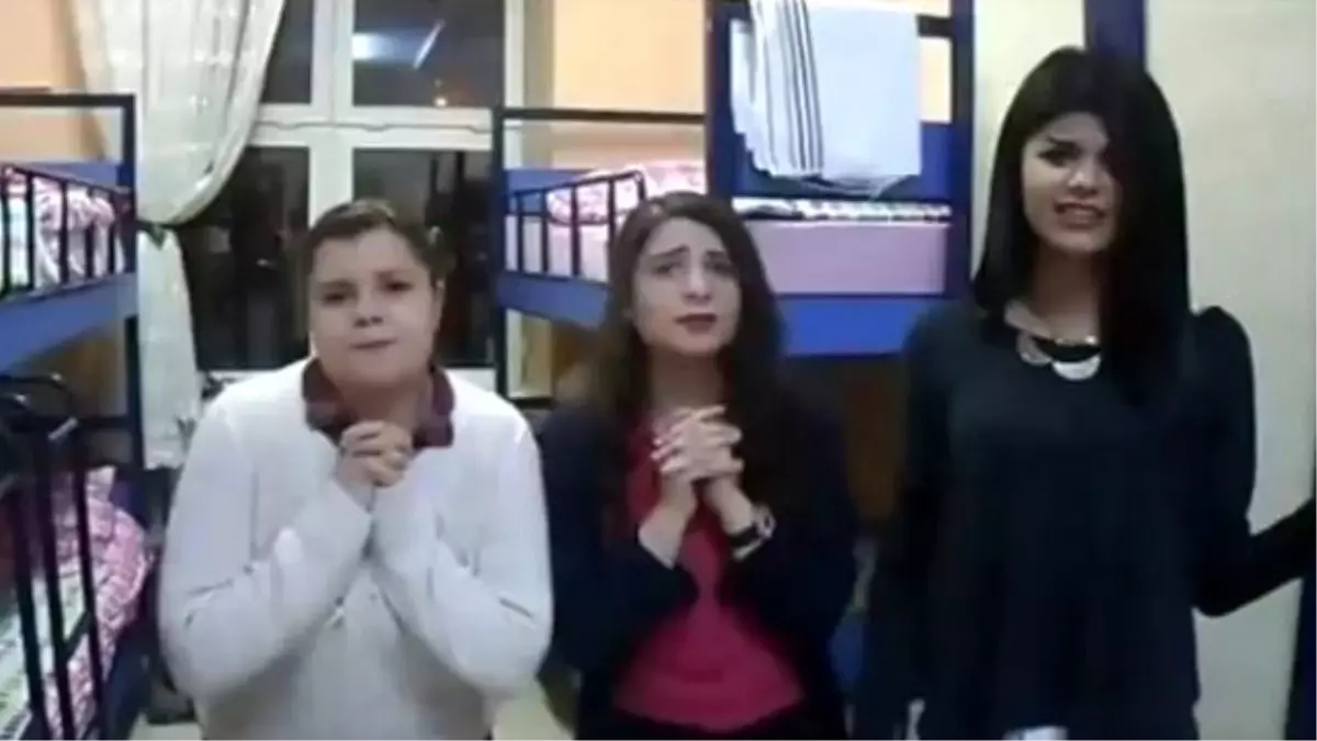 Öğrenciler, Beyaz ve Candan Erçetin\'e Cevap Verdi