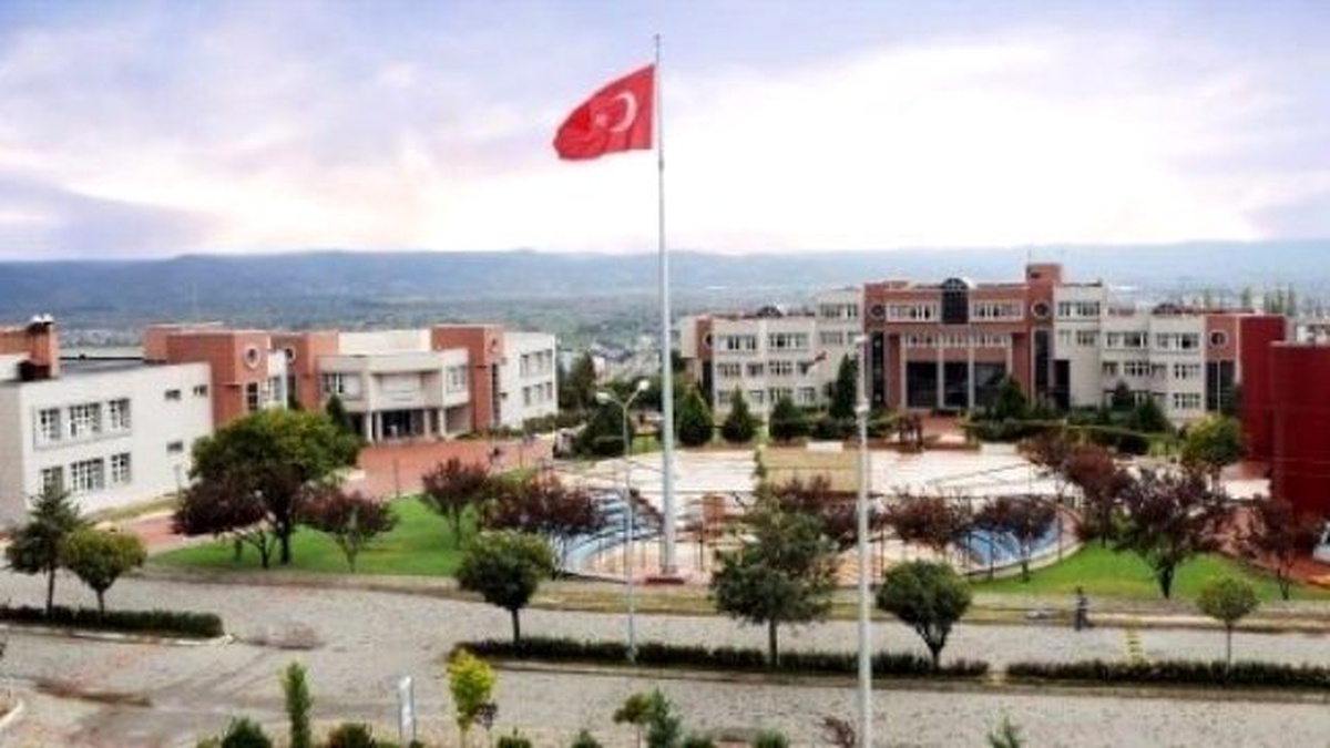 Adü Sağlık Bilimleri Enstitüsü Büyümeye Devam Ediyor