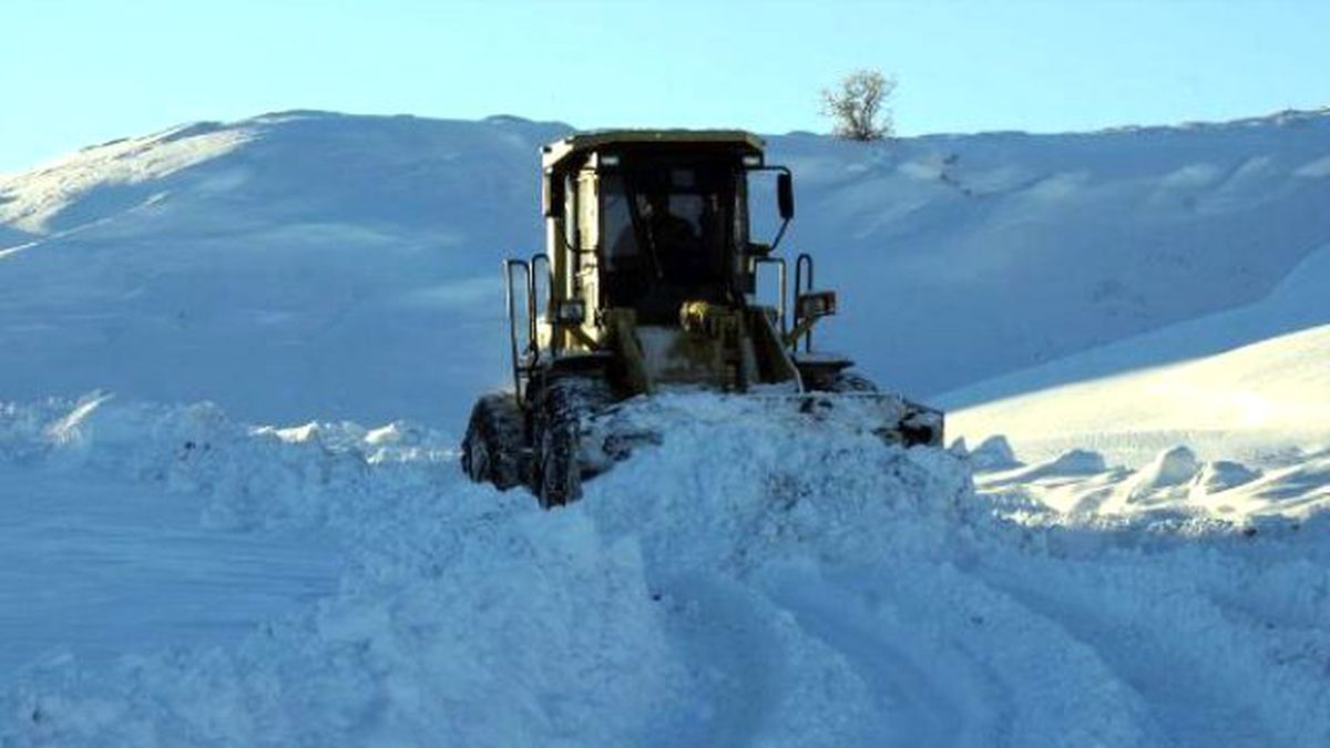 Afyonkarahisar\'da 310 Köy Yolu Ulaşıma Açıldı