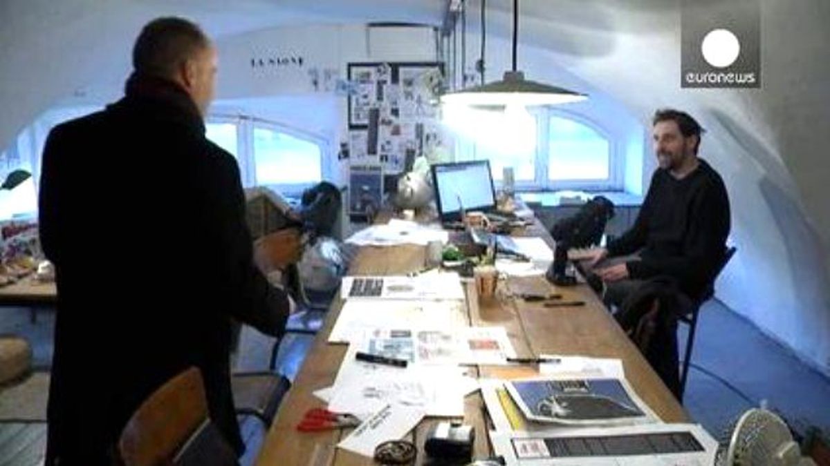 Charlie Hebdo\'ya Lyon\'dan "Kahramanlar" Desteği