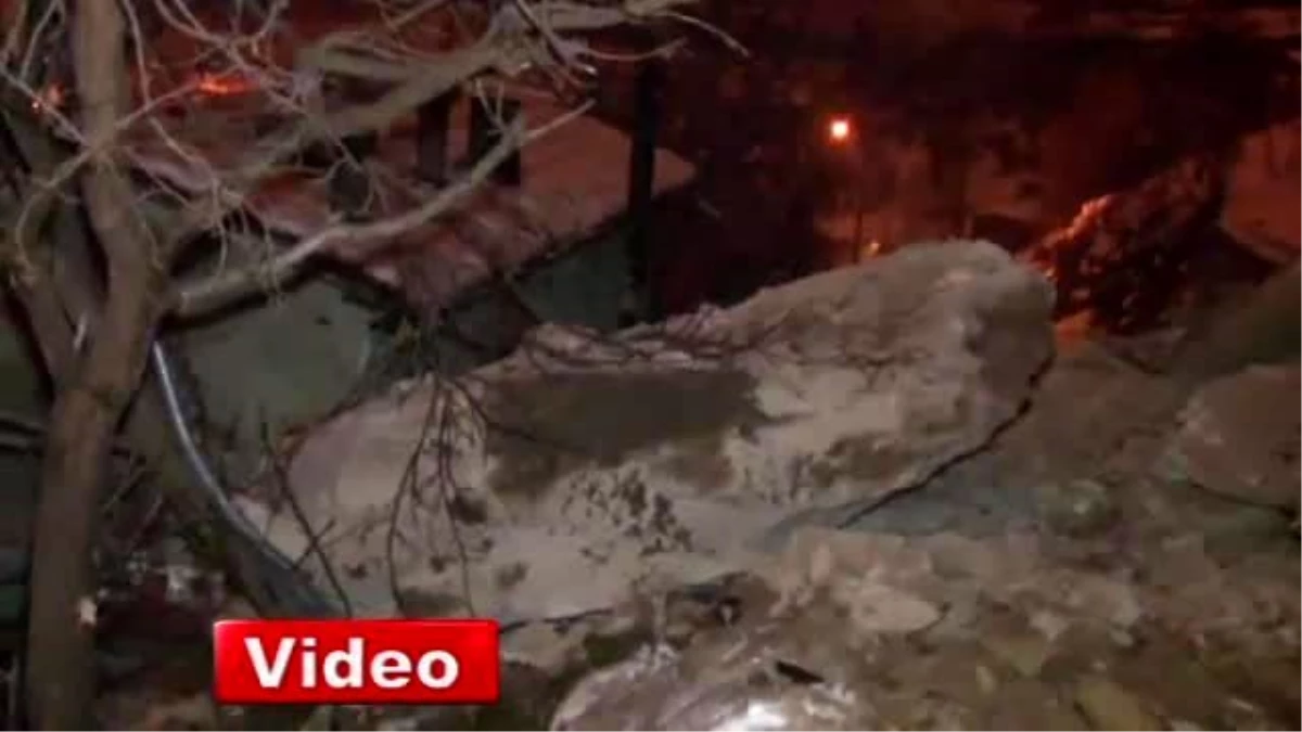 Safranbolu\'nda Dev Kayalar Yolu Kapattı