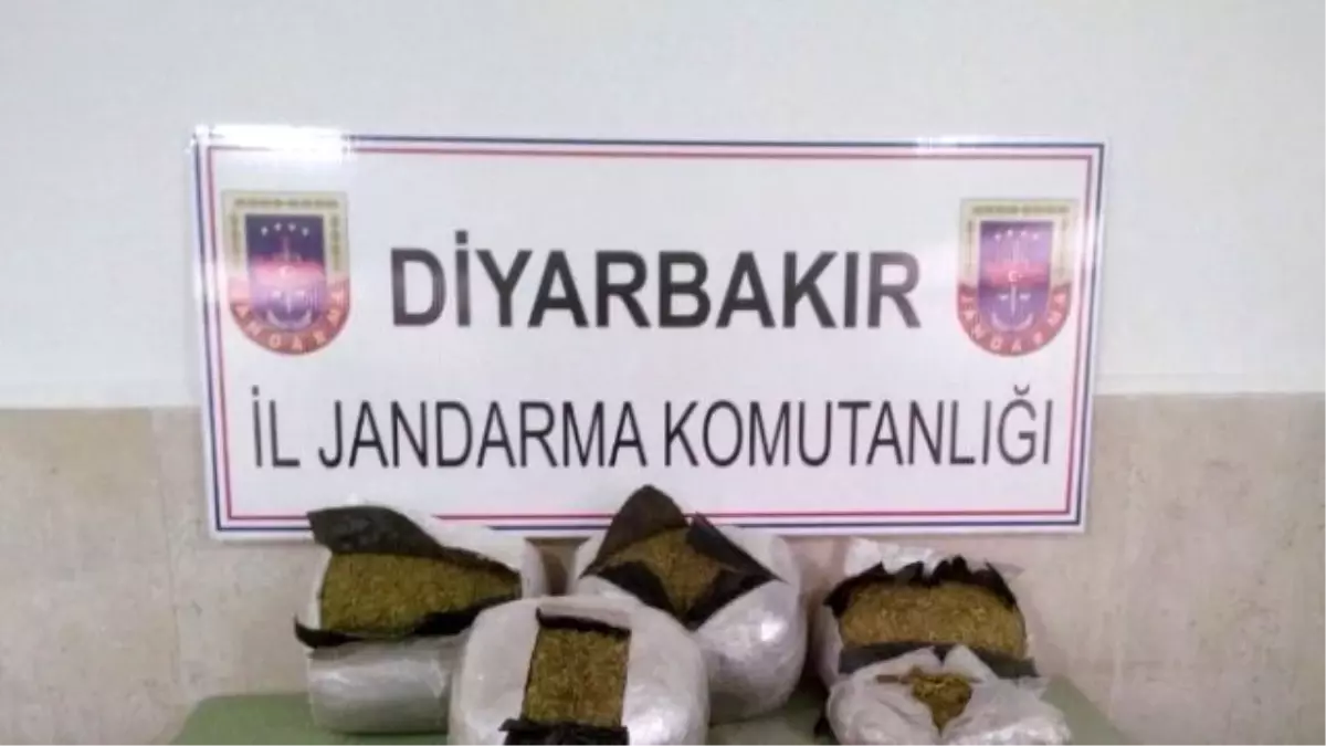 Diyarbakır\'da 17 Kilogram Esrar Ele Geçirildi