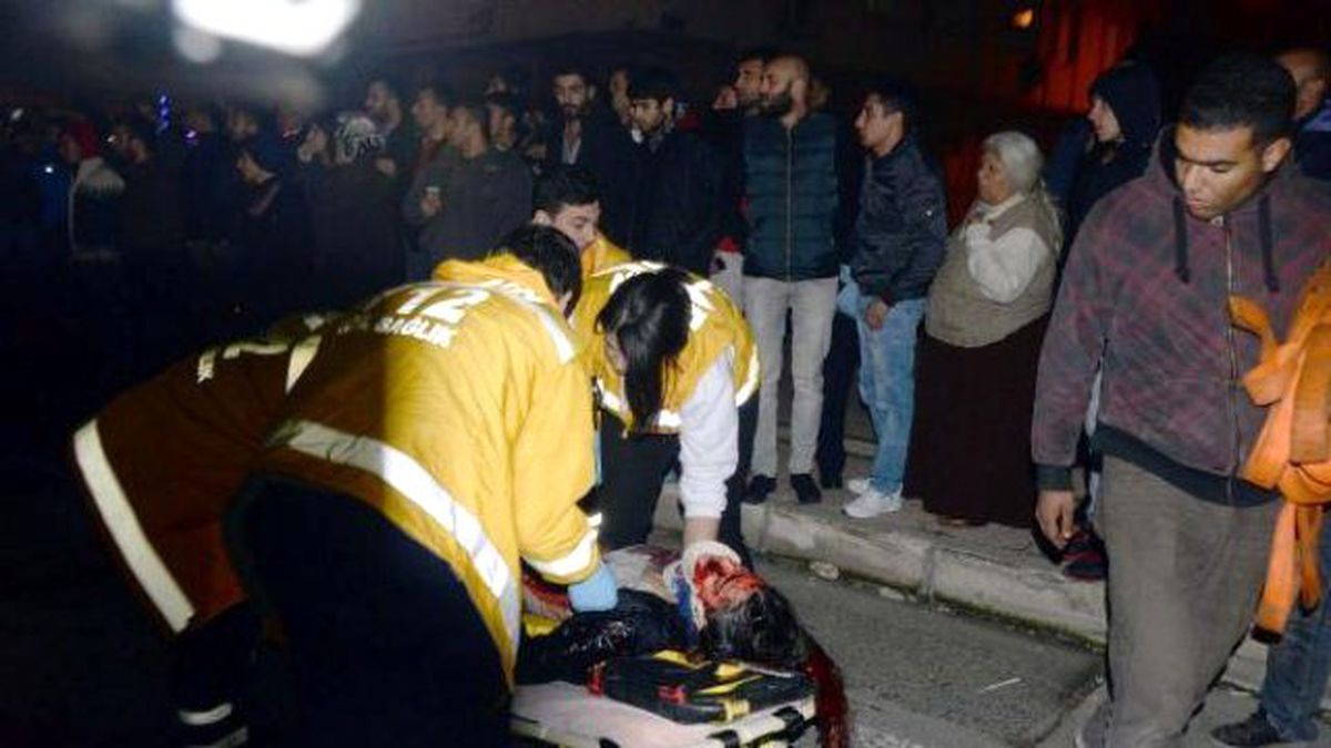Mersin\'de Ehliyetsiz Sürücü Baba ve Kızlarına Çaptı: 1 Ölü, 2 Yaralı