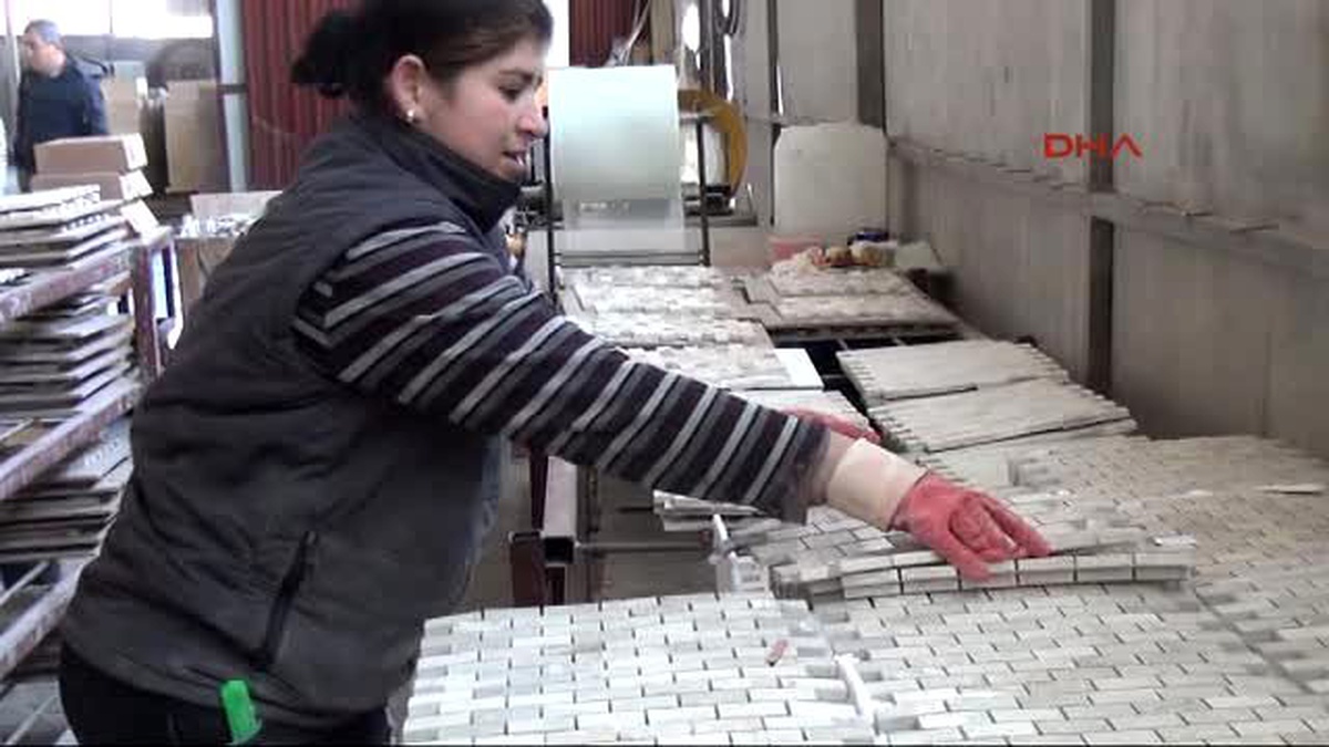 Seydikemer Mermer Fabrikasının Kadın İşçileri, Erkeklerin Önüne Geçti