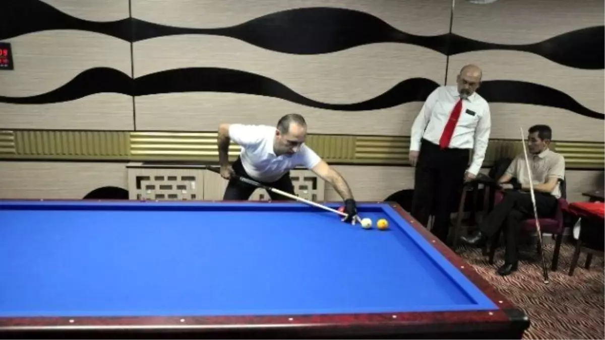 Nevşehir\'de 3 Bant Bilardo Şampiyonası Yapıldı