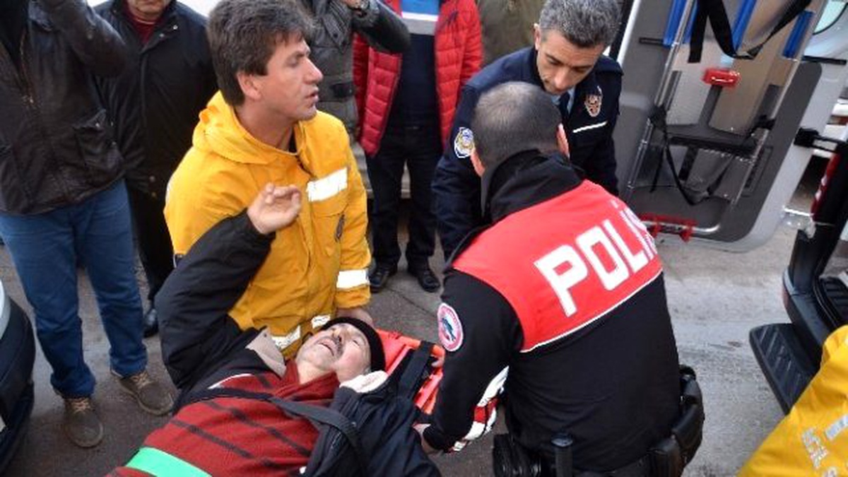 Silah Sesini Patlama, Ayağındaki Acıyı Kırık Zannetti