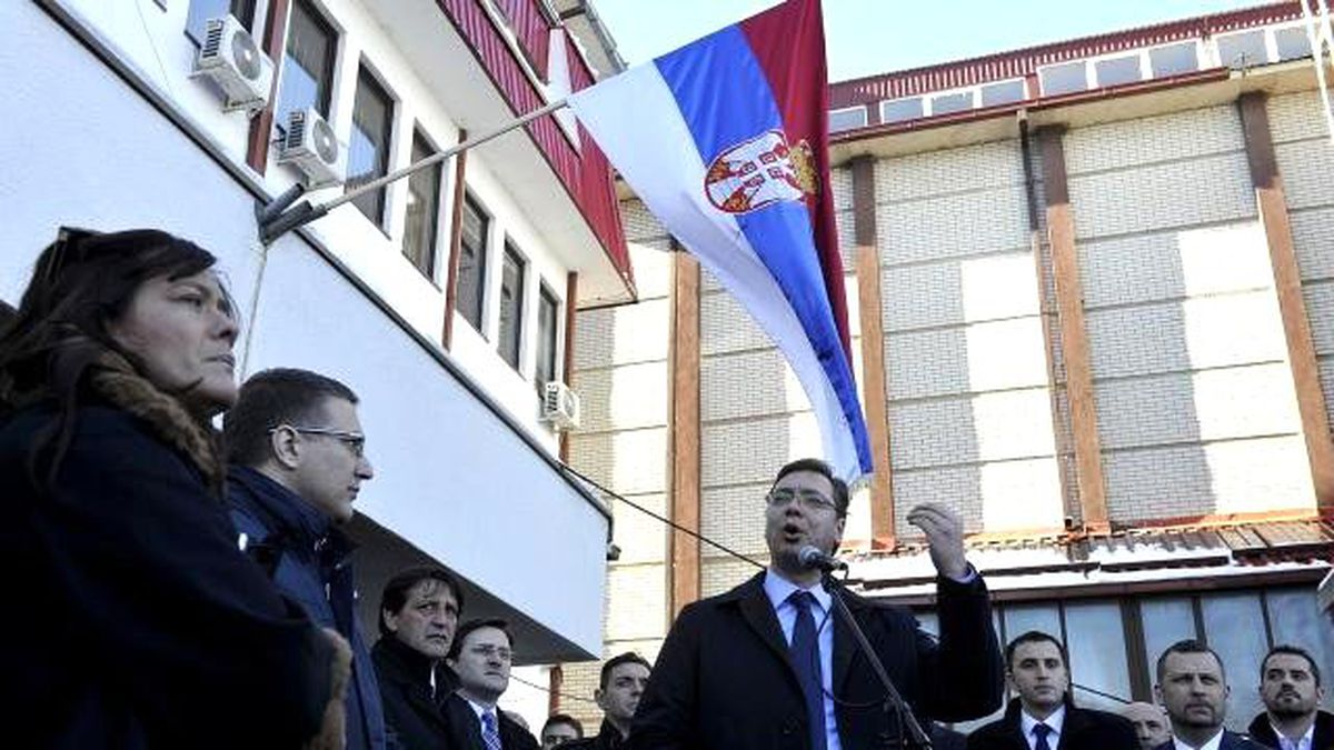 Sırbistan Başbakanı Vuçiç\'ten Kosova Hakkında Milliyetçi Söylemler