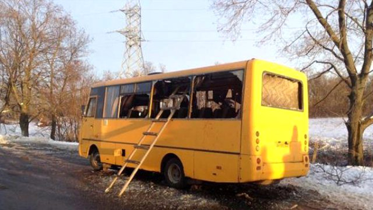 Ukrayna\'da Yolcu Otobüsüne Saldırı