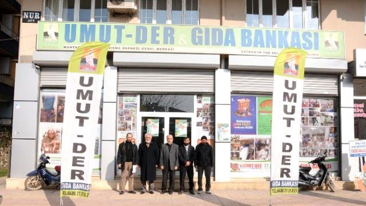 Umut-Der\'den 7 Bin 104 Aileye 924 Bin Liralık Yardım