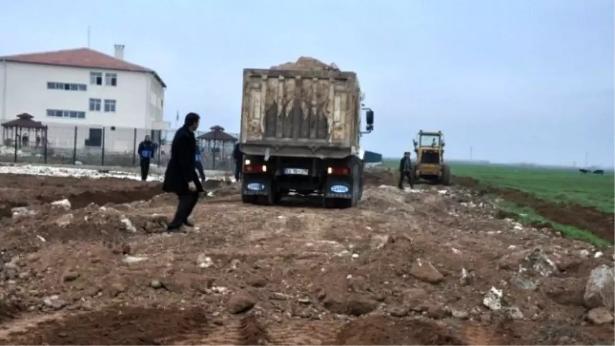 Akçakale Belediyesi Çalışmalarına Aralıksız Devam Ediyor