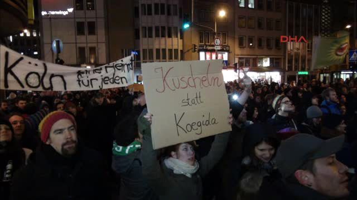 Köln\'de Aşırı Sağcı KÖGİDA Yine Umduğunu Bulamadı