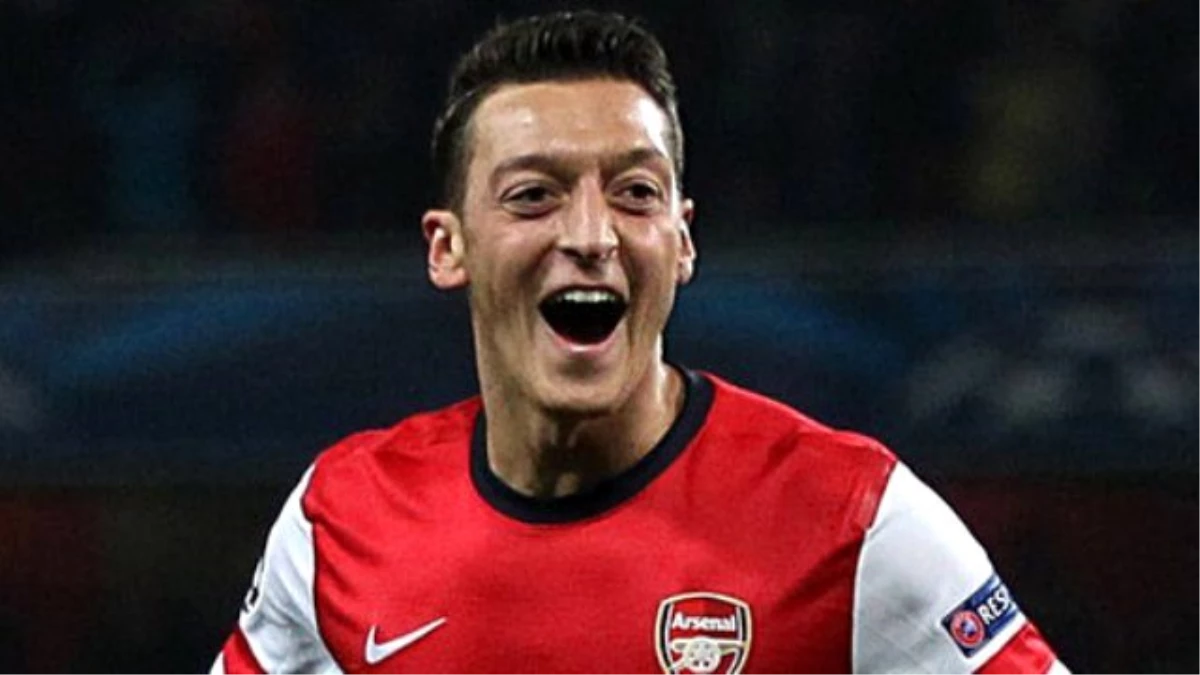 Mesut Özil Arsenal\'in Şampiyonluk Yarışı İçinde Olduğunu Söyledi