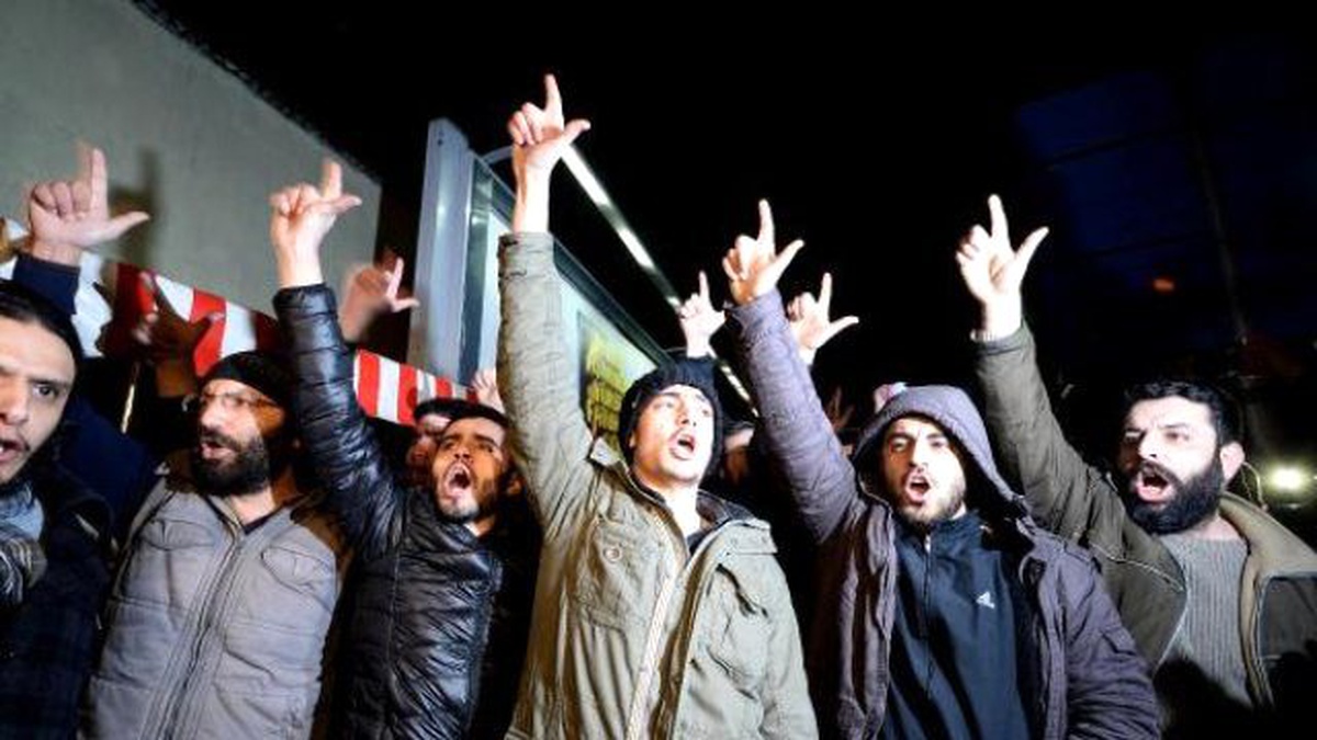 Cumhuriyet Gazetesi Önündeki Gösterilerde 5 Gözaltı