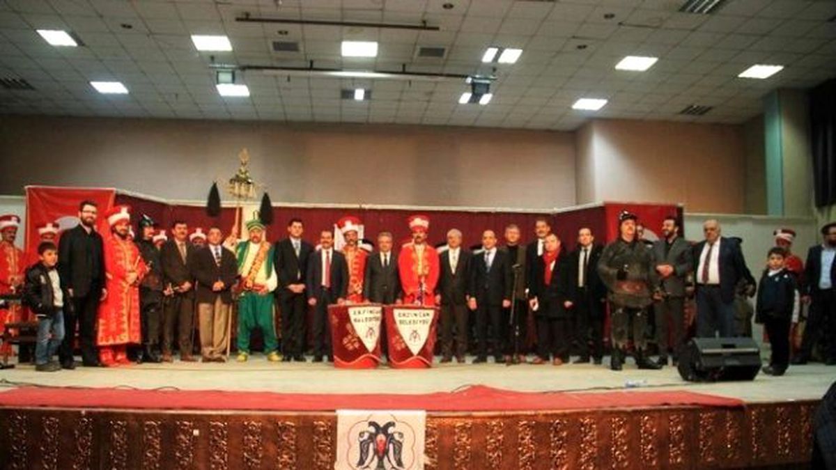 Erzincan Osmanlı Devletinin Kuruluşunu Mehtaranla Kutladı