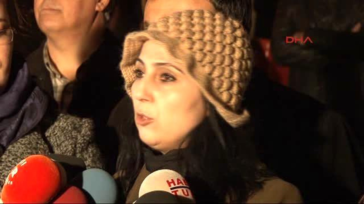 HDP Eşbaşkanı Yüksekdağ, Yaşar Kemal\'i Ziyaret Etti