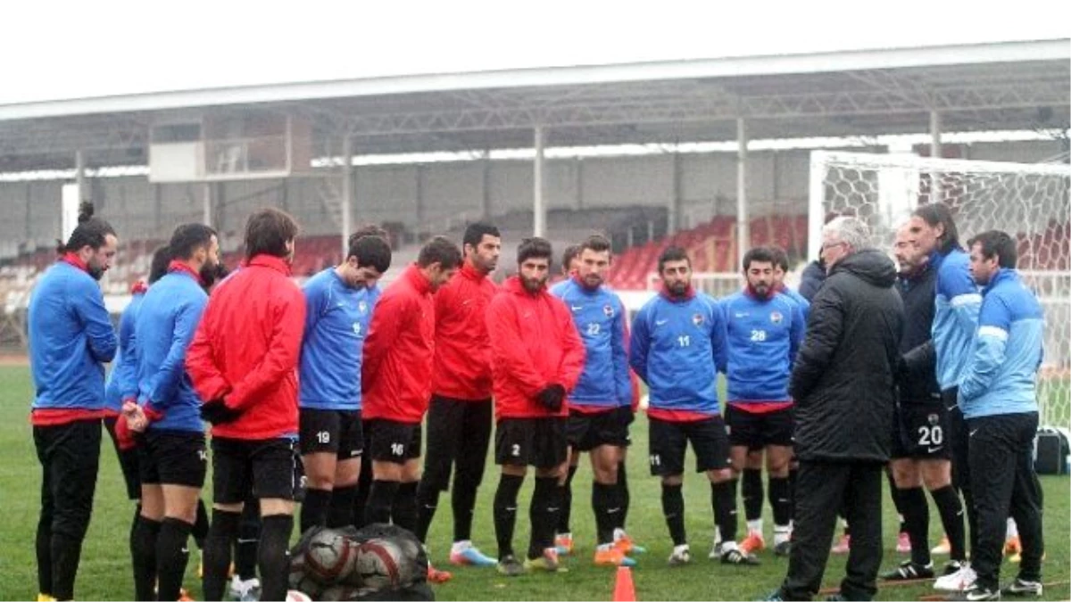 Kocaeli Birlikspor, Kırklarelispor Maçının Hazırlıklarını Sürdürüyor