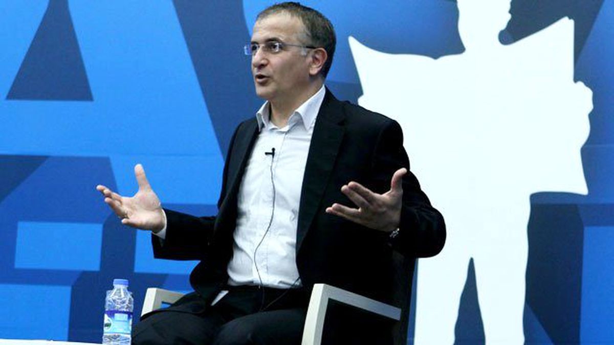 Mizah Dergisini Tek Tek AK Partili Vekilllere Yolladı
