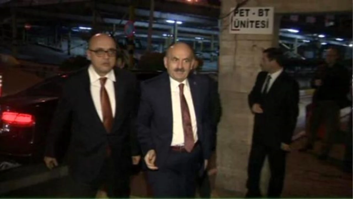 Sağlık Bakanı Müezzinoğlu, Yaşar Kemal\'i Ziyaret Etti