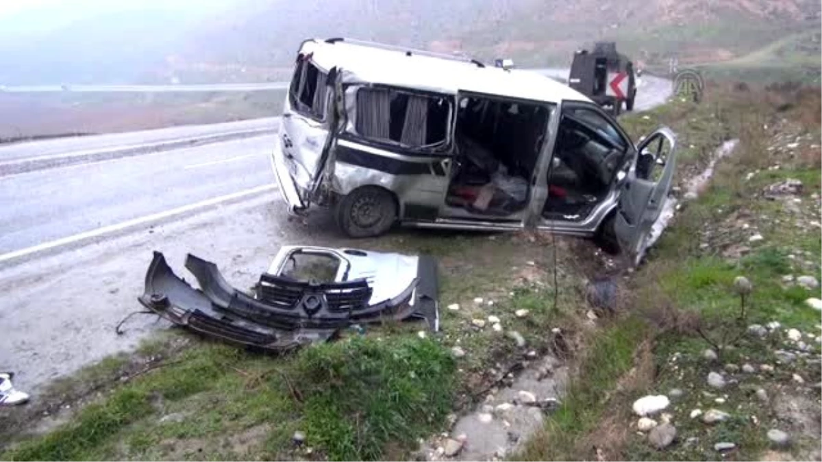 Cizre\'de Trafik Kazası: 4 Yaralı