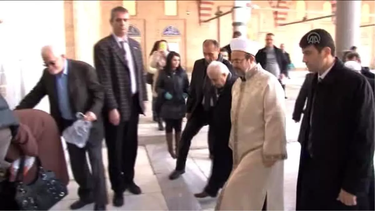 Diyanet İşleri Başkanı Görmez, Selimiye\'de Cuma Namazını Kıldırdı