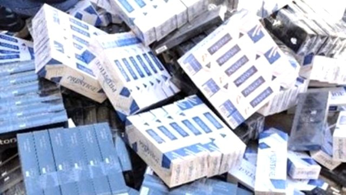 Jandarma 10 Bin Paket Kaçak Sigara Ele Geçirdi