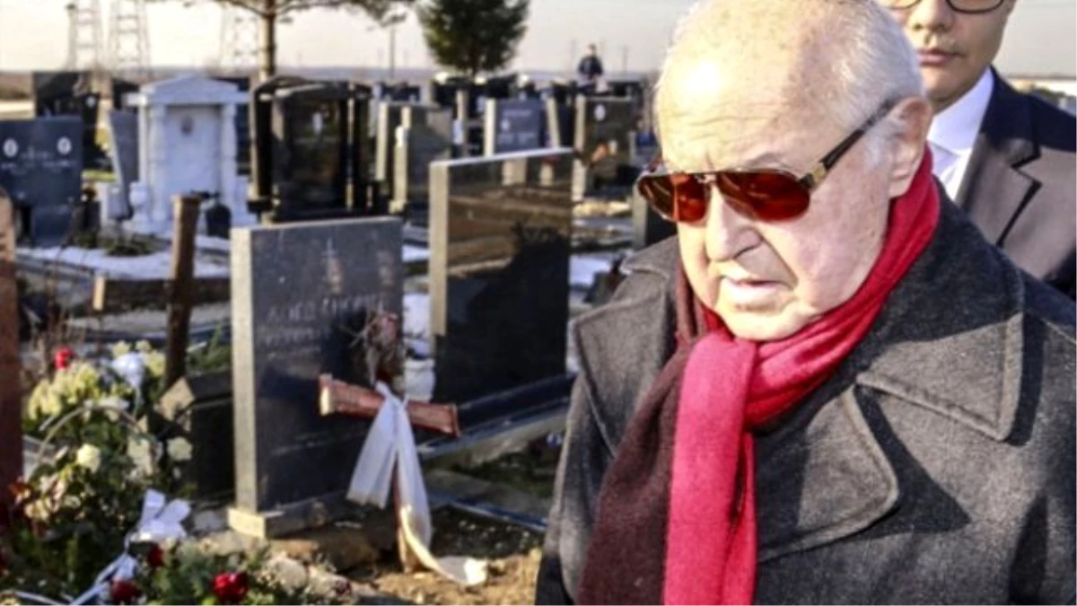 Ivkovic\'in Mezarı Ziyaret Edildi