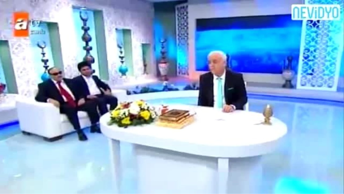 Nihat Hatipoğlu\'na İlginç Soru!