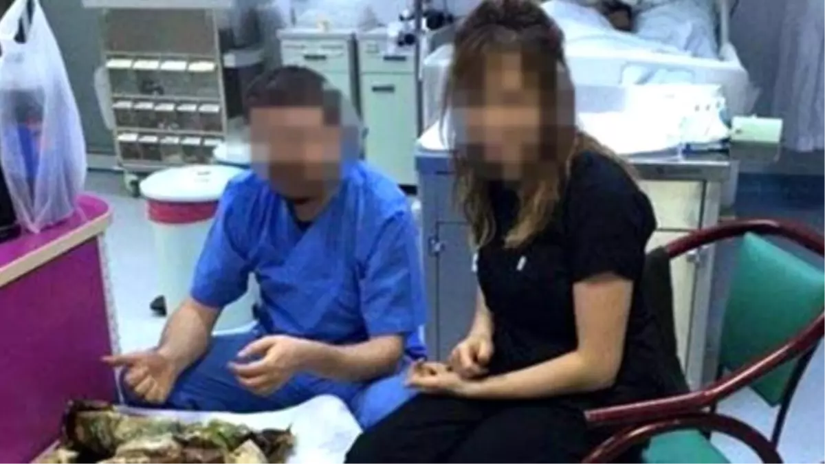 Yoğun Bakımda Kebap Keyfi Yapan Hasta Bakıcılar Kovuldu