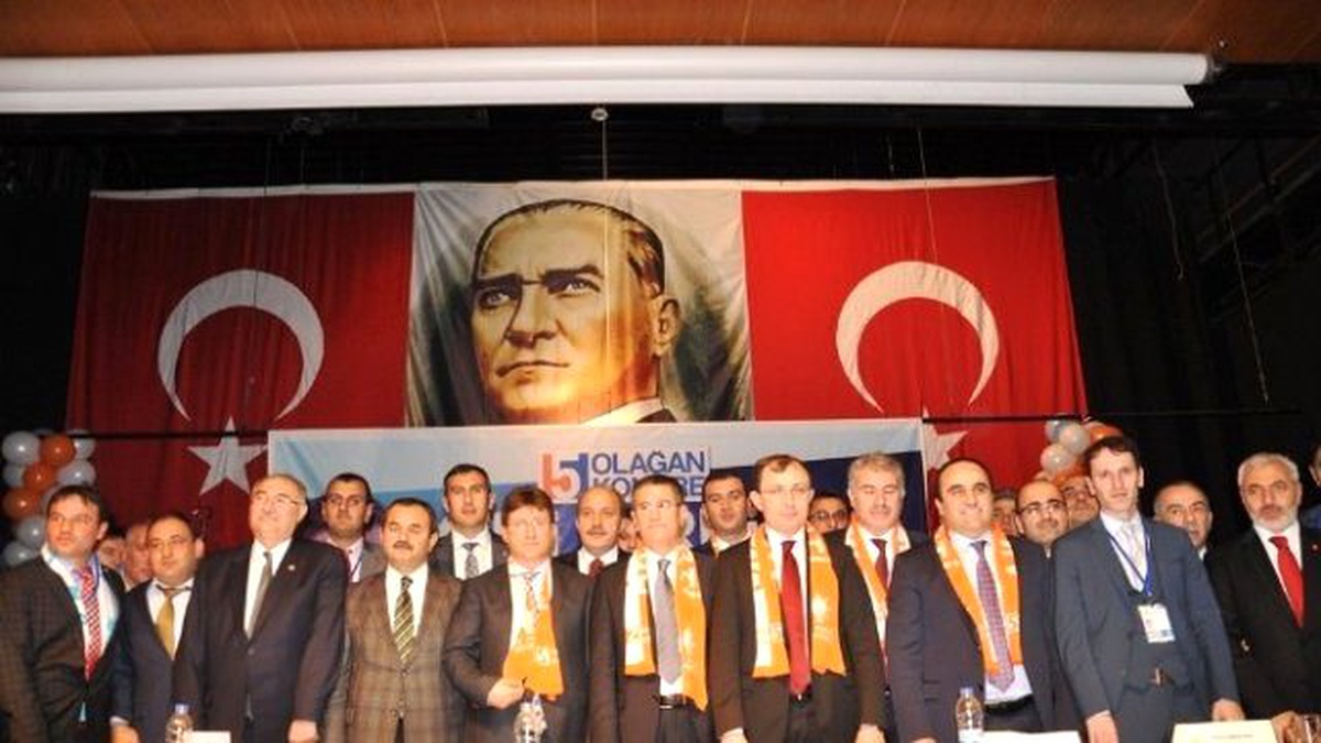 AK Parti Bayburt İl Başkanı Kobal: "Biz Tarih Yazmayı Seven Bir Şehiriz"