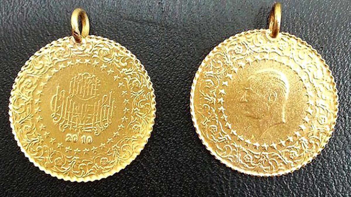 Altın 4 Ayın Zirvesini Gördü