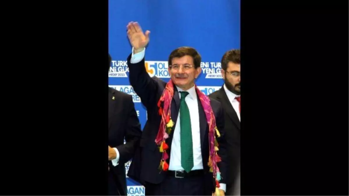 Başbakan Davutoğlu: "Her Birimiz Birer Menderes\'iz"