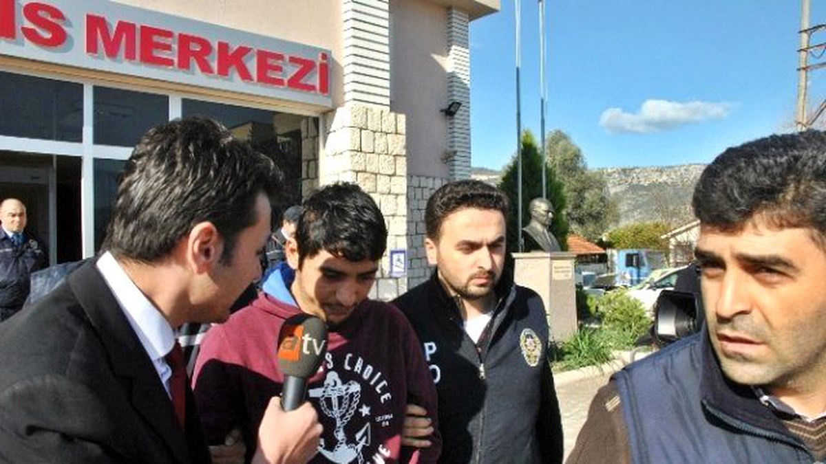 Boğazı Kesilen Kadının Katili Komşusu Çıktı