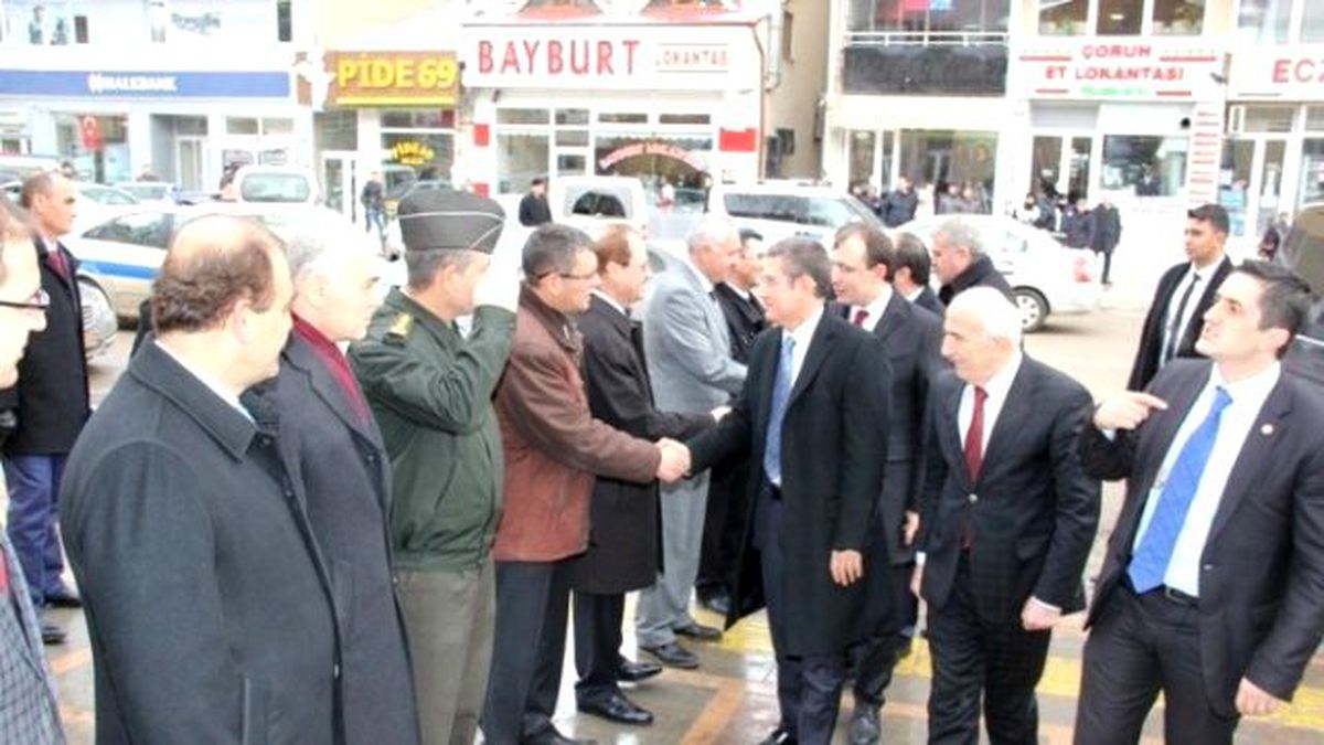 Gümrük ve Ticaret Bakanı Canikli Bayburt\'da
