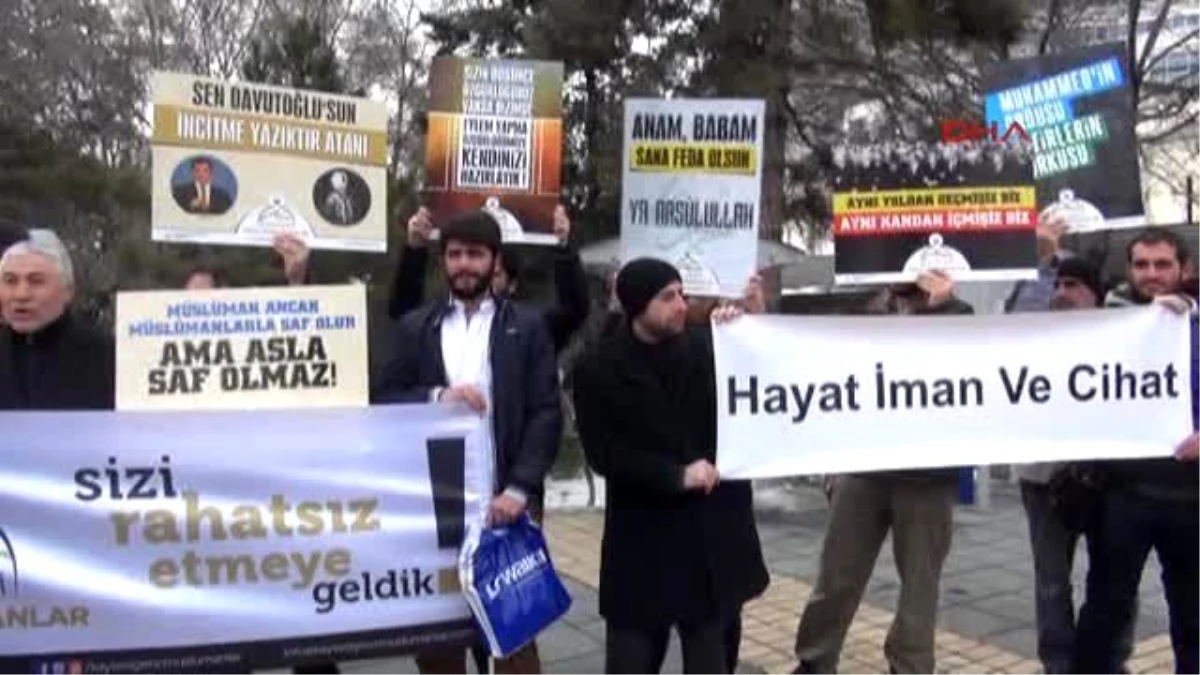 Kayseri - Charlie Hebdo Protestosunda, Kouachi Kardeşlere Övgü