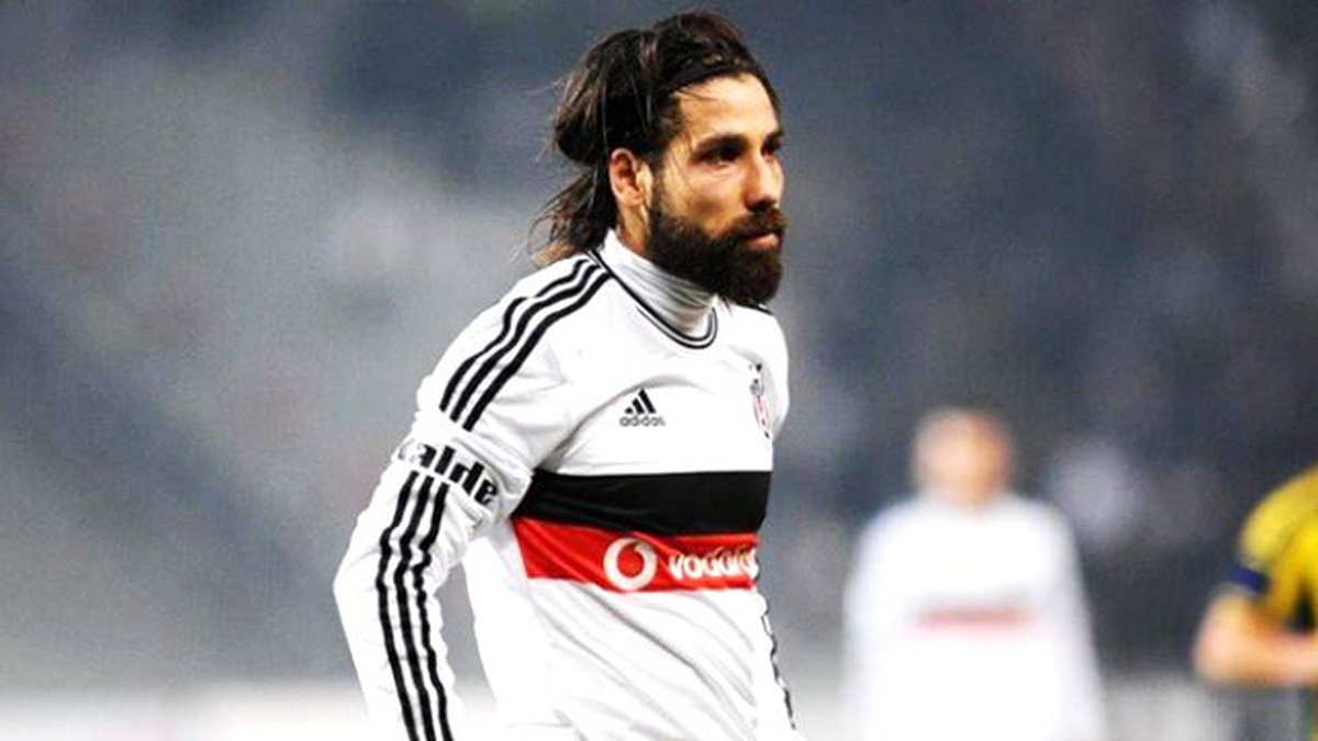 Olcay Şahan: Futbolu Beşiktaş\'ta Bırakmak İstiyorum