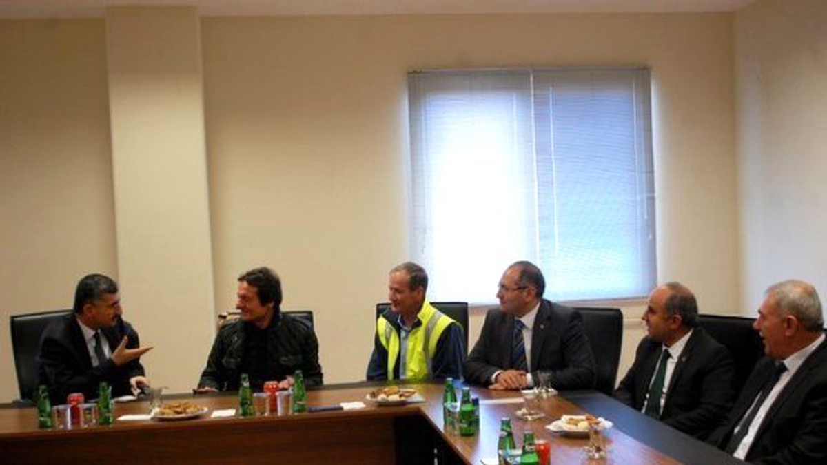 Manisa Valisi Bektaş, Gördes\'te İncelemelerde Bulundu