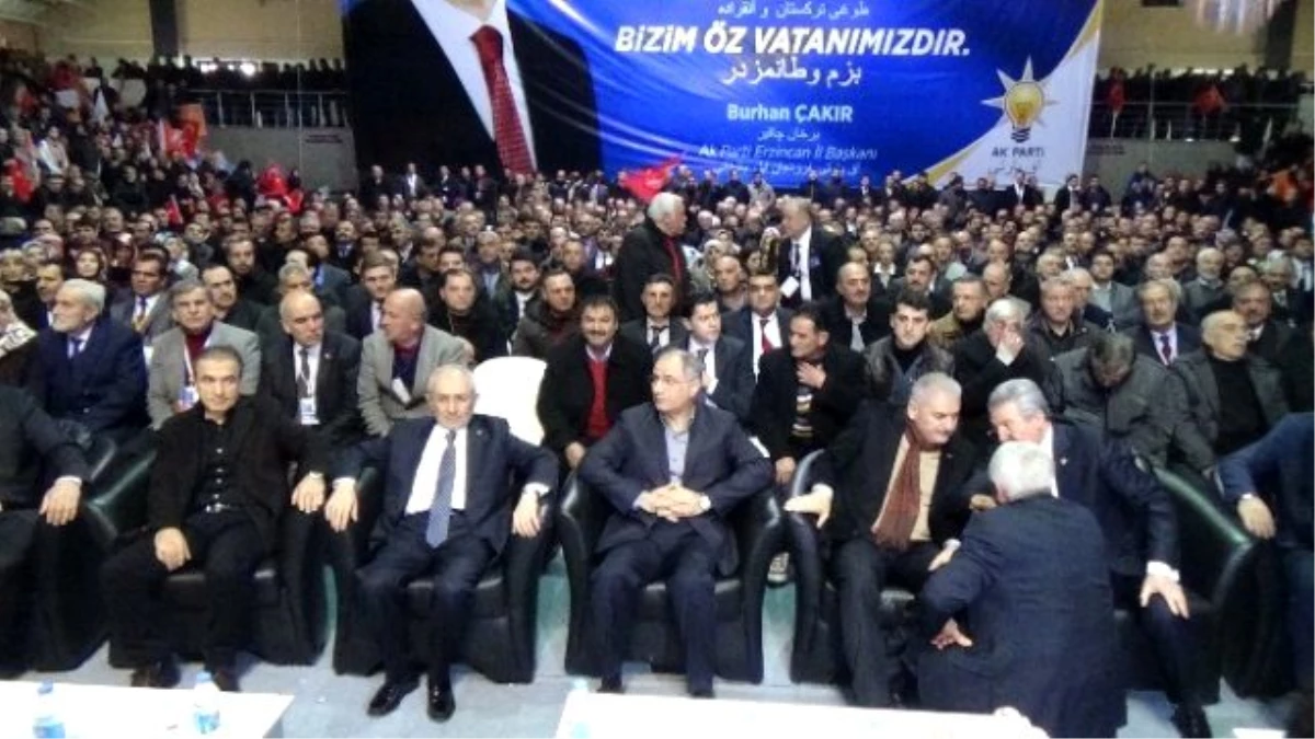 İçişleri Bakanı Efkan Ala, AK Parti Erzincan 5. Olağan İl Kongresi\'nde