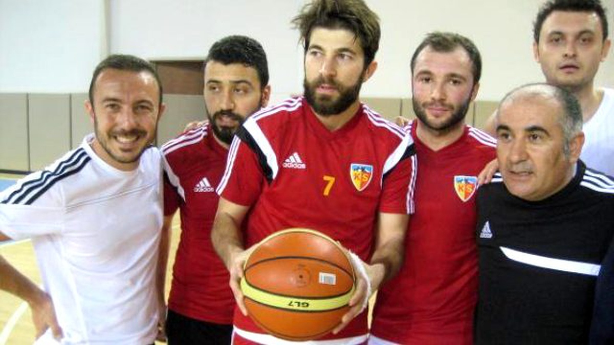 Kayserispor Kampta Basketle Stres Atıyor