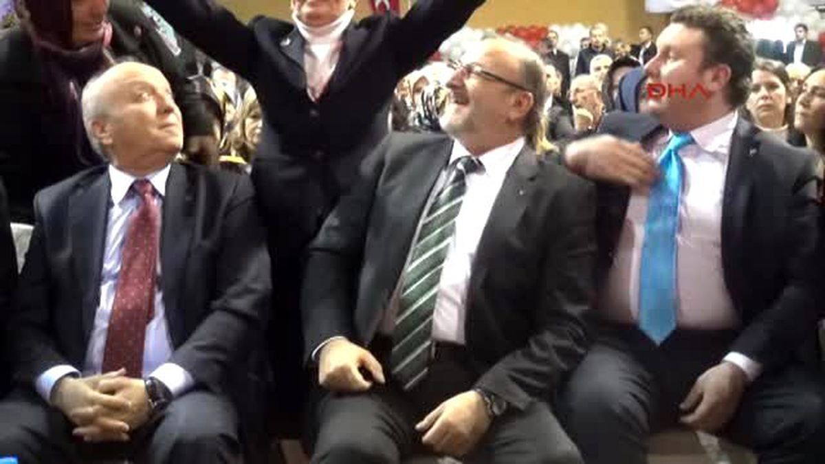 Oktay Vural Külli Yiyorlar, Ekip Olarak Götürüyorlar