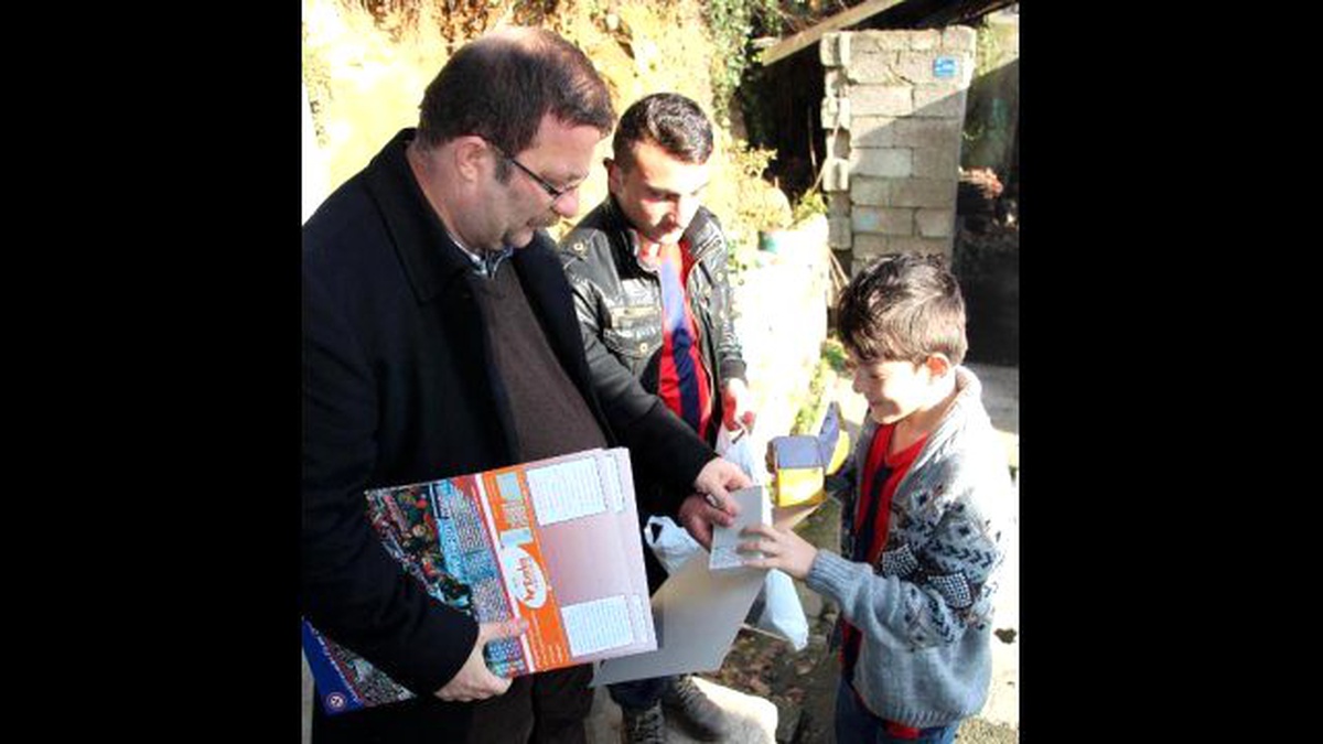 Ortaokul Öğrencisinden, Kömürspor\'a Anlamlı Destek