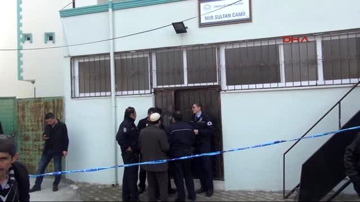 Cami Tuvaletinde Uyuşturucudan Öldü