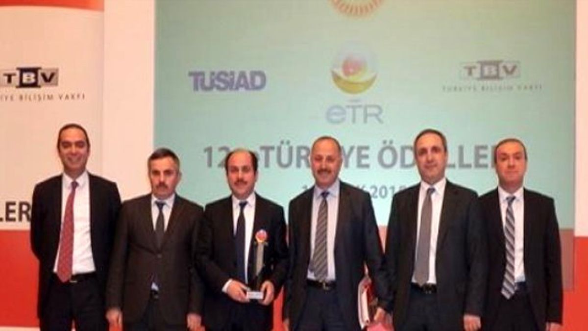 Etürkiye Ödülleri"